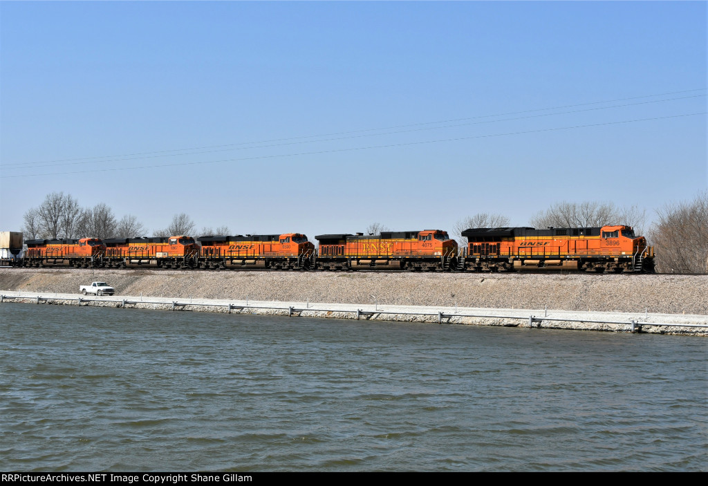 BNSF 3896